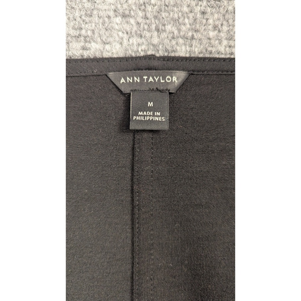 Ann Taylor Black V-Neck Peplum Top Small Elbow Sleeve Workwear Office Chic Work - Picture 3 of 9